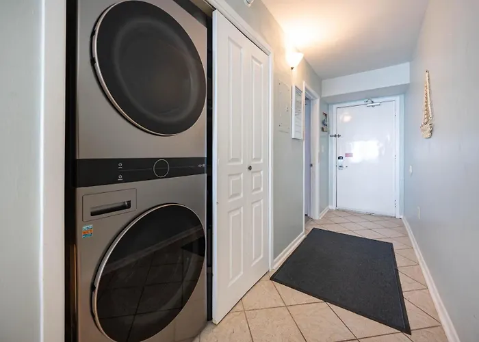 Apartment Island Winds West 578